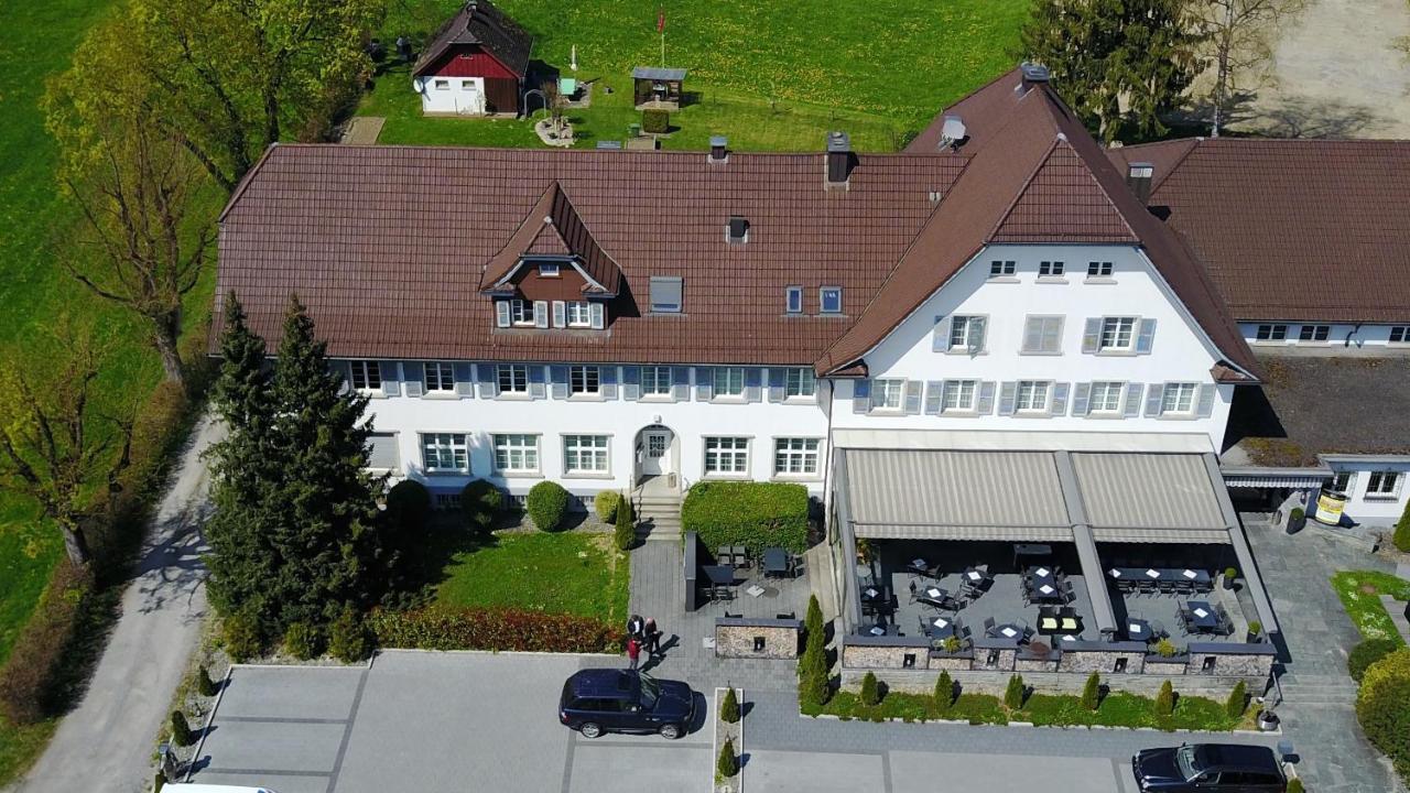 Hotel & Gasthaus Die Perle ペルレン エクステリア 写真
